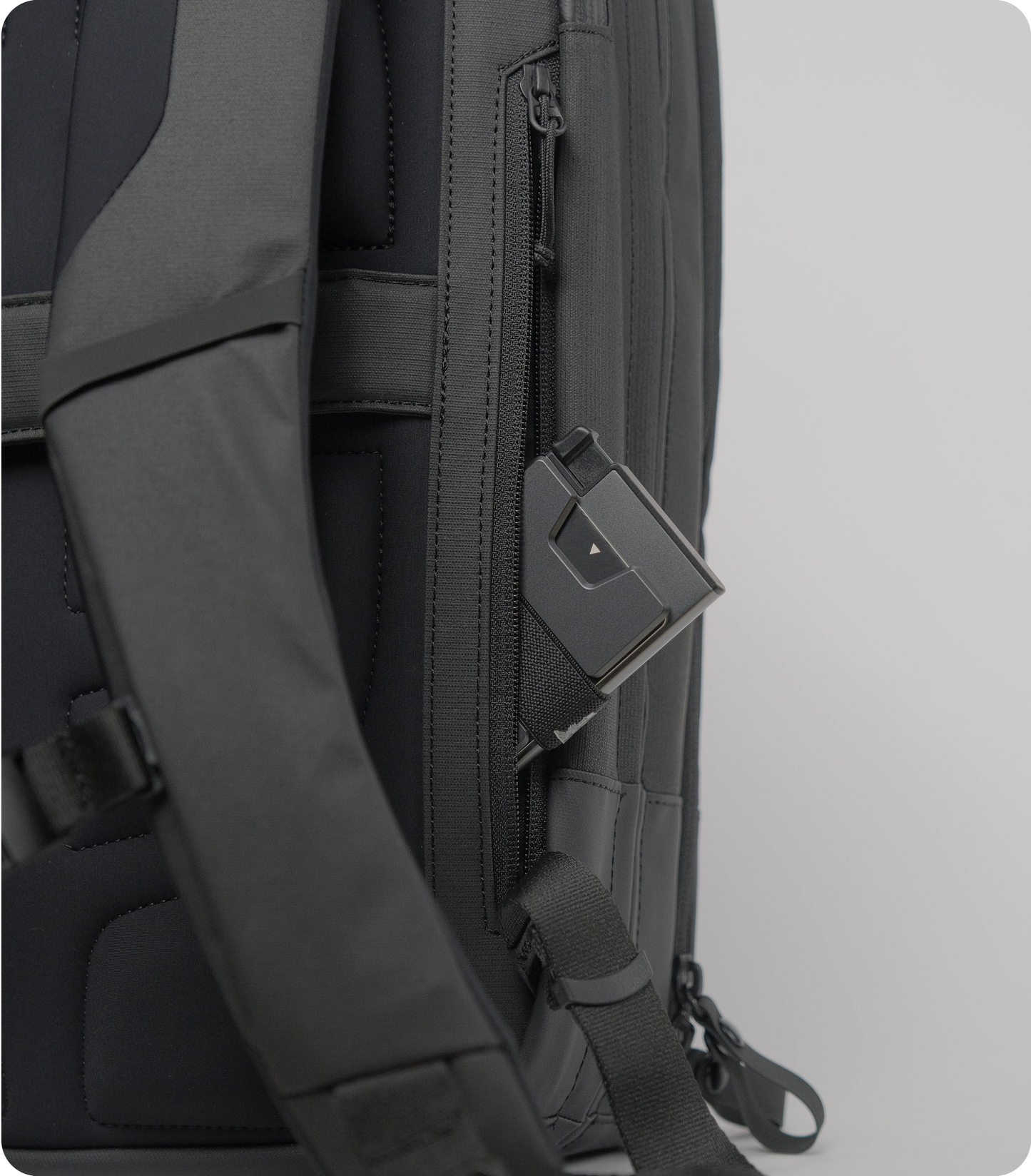 Fyro Tenax 22L Backpack