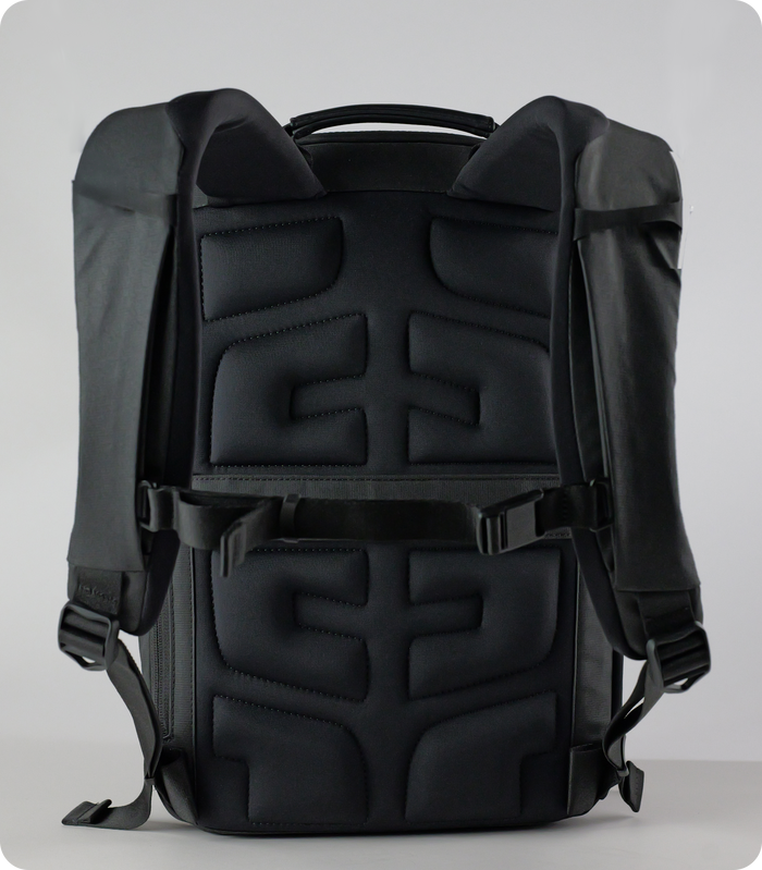 Disappears-on-your-back comfort