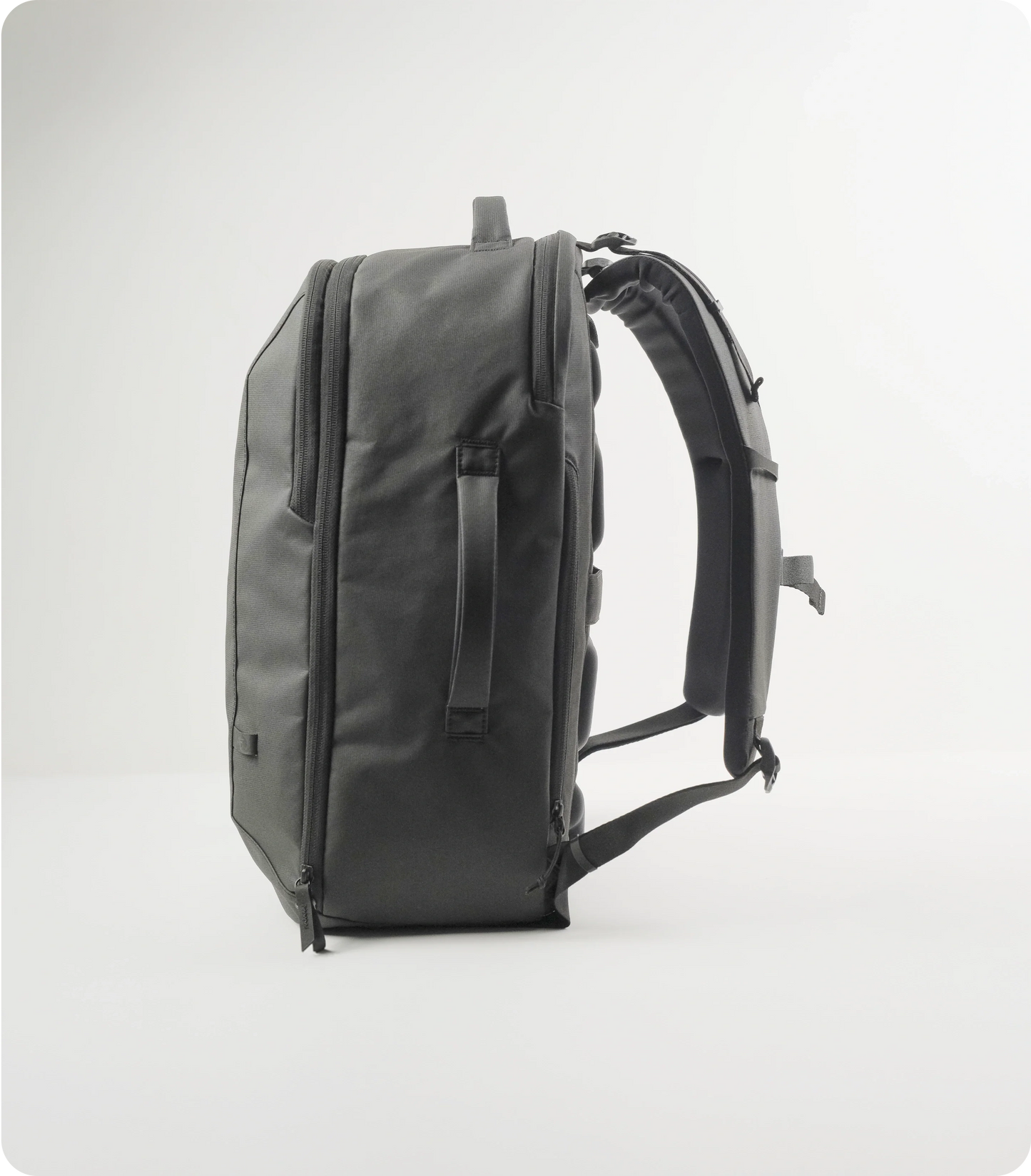 Fyro Levo Travel Backpack (Pre-Order)
